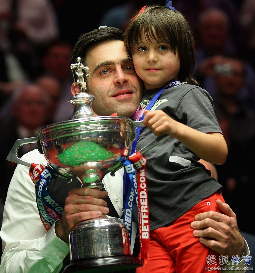 Ronnie O'Sullivan logra su cuarto título de campeón mundial de snooker‎