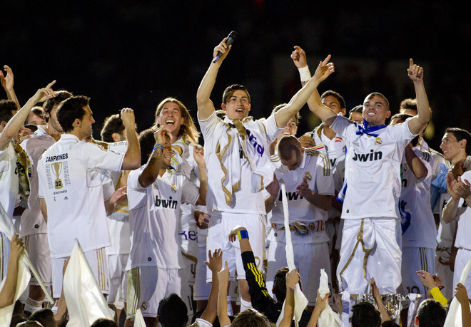 Real Madrid termina temporada con récord de 100 puntos