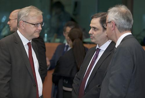 Jefe de Eurogupo: Salida de Grecia de zona euro, 'disparate'