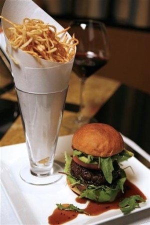 Gastronomías más caras del mundo--hamburguesa de carne vacuna