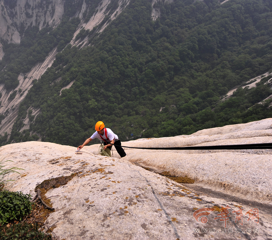 El trabajo más peligroso del mundo: limpiador de la Montaña Huashan