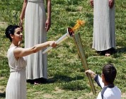 Antorcha olímpica de JJOO de Londres de acerca a Atenas