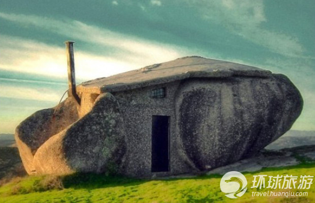 La casa de piedra en el monte Fafe (Portugal)