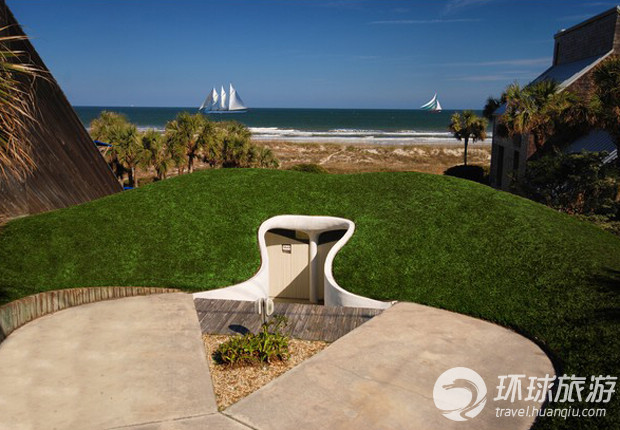 La casa de arena en la costa atlántica de Florida (EE.UU.)
