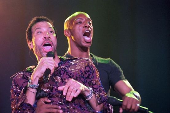 Ian y cantante Lionel Richie