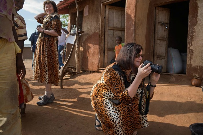 Visitas de la última tribu Kara primitiva en África