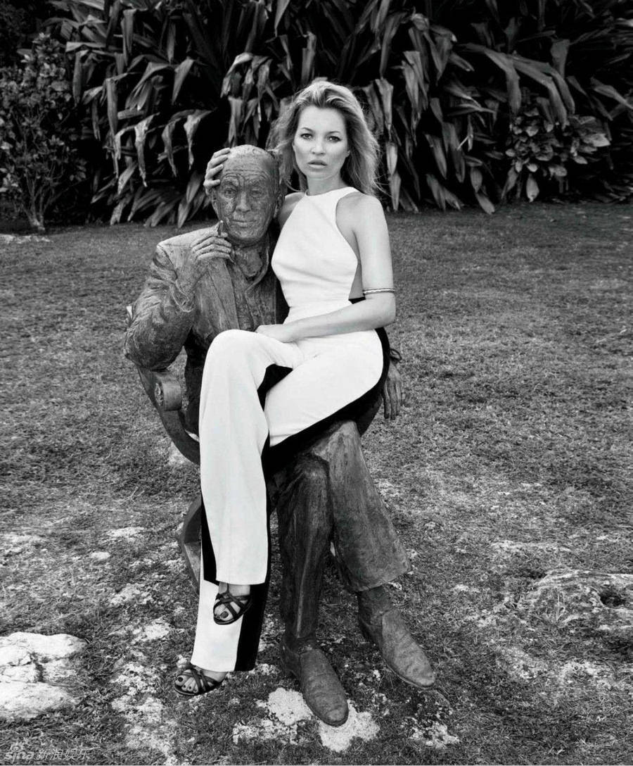 Kate Moss Posa Sensual Para La Revista Bazzar Spanish China Org Cn