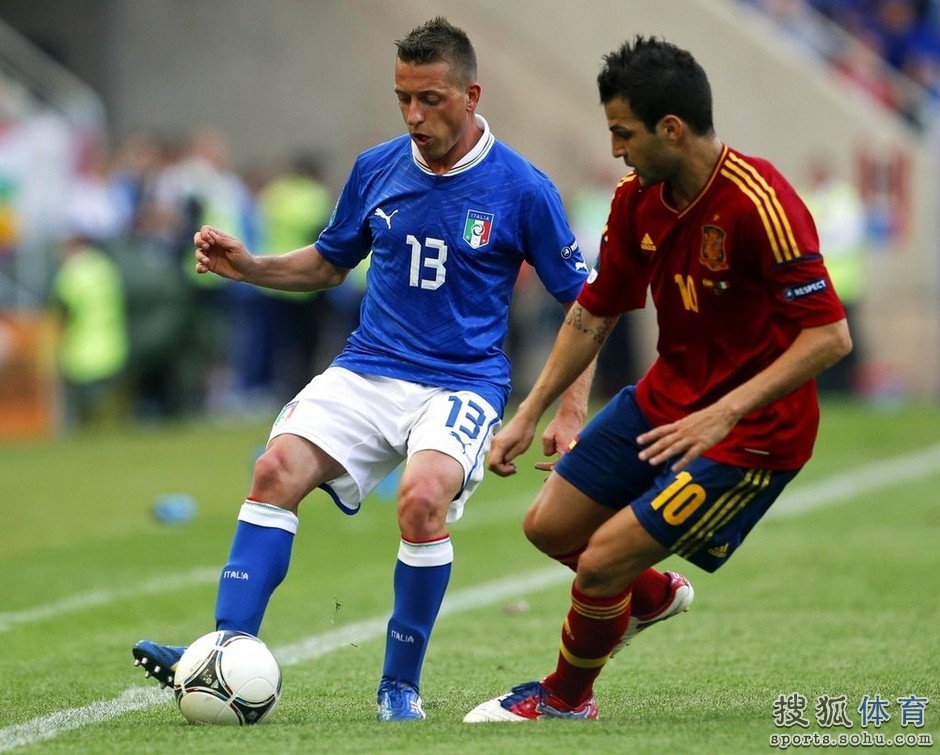 España debuta con empate 1-1 ante Italia en Eurocopa