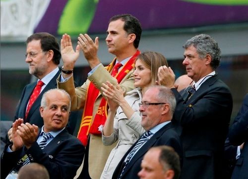 Rajoy: voy a la Eurocopa porque la situación está resuelta y por la selección