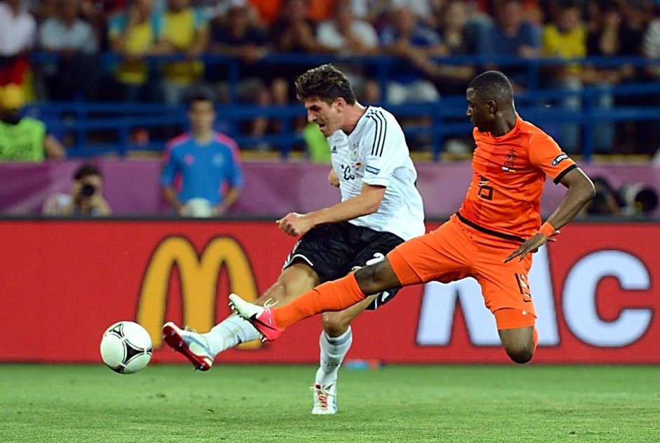 EURO 2012: Alemania supera 2-1 a Holanda en Grupo B