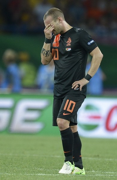 Lloran Sneijder y Robin, ¡adiós Holanda! 