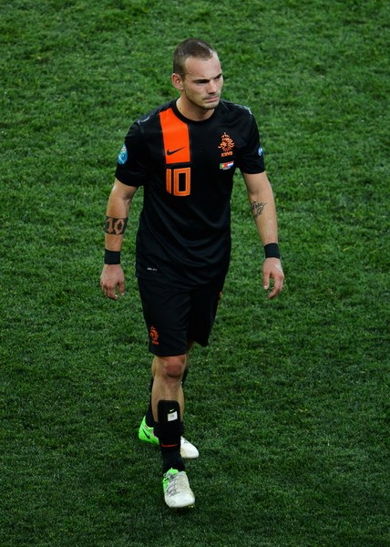 Lloran Sneijder y Robin, ¡adiós Holanda! 