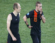 Lloran Sneijder y Robin, ¡adiós Holanda!