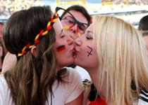 Besos calientes en Eurocopa