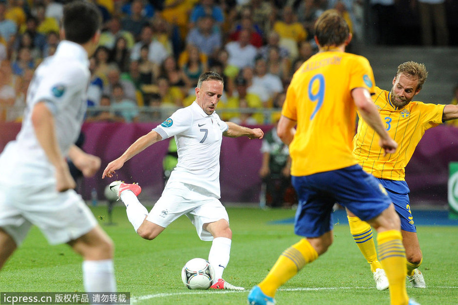 EURO 2012: Francia pincha y se cita con España en cuartos de la Euro