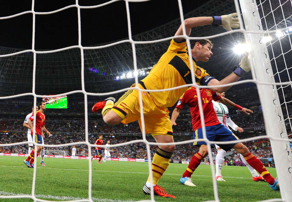 España llega a la final tras vencer 4-2 en penales a Portugal