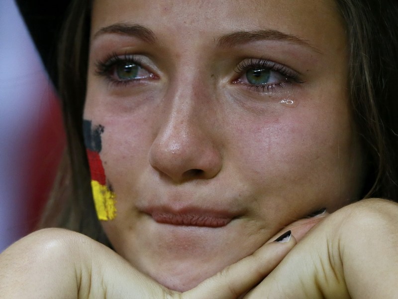 Aficionadas lloran por la selección alemana