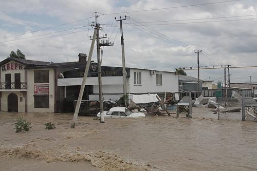 Suman 150 los muertos por las inundaciones en la región rusa de Krasnodar