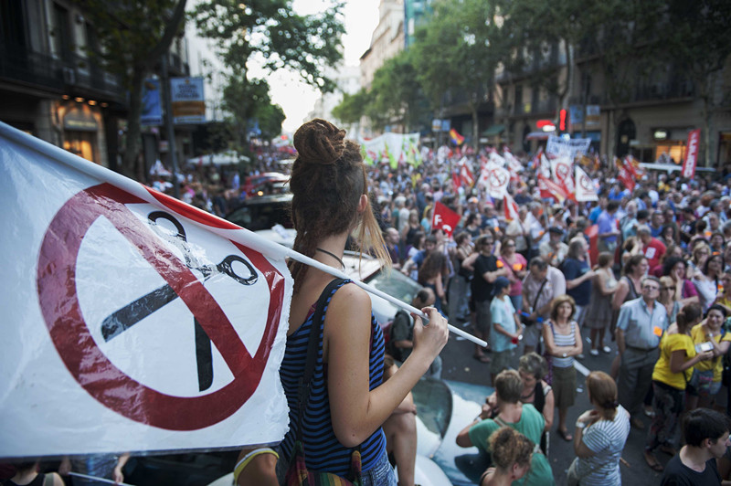 Multitudinarias Protestas En Toda España Contra Los Recortes Del ...