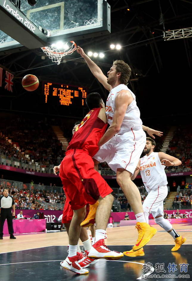 LONDRES 2012: Yi Jianlian anota 30 puntos en derrota de China 81-97 ante España