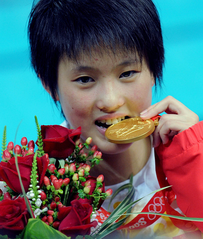 LONDRES 2012: China Chen Ruolin gana los clavados de principio a fin