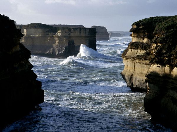 El barranco acantilado de caliza