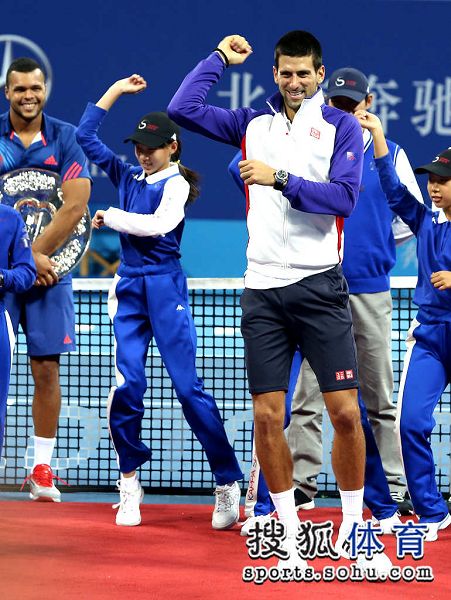 Djokovic baila ‘Gangnam Style’
