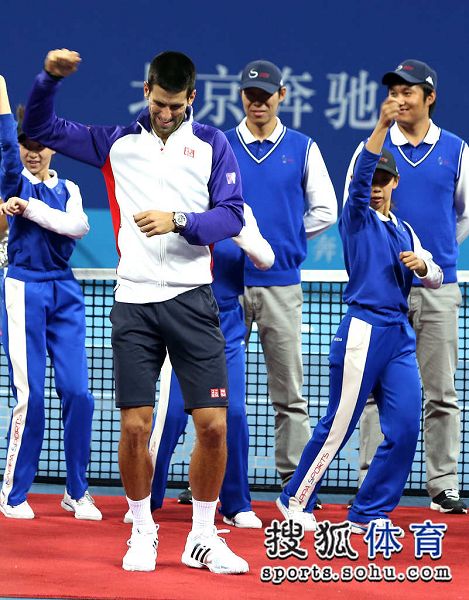 Djokovic baila ‘Gangnam Style’