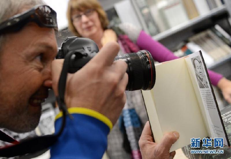 Los libros del escritor chino Mo Yan están de moda en la Feria del Libro de Frankfurt