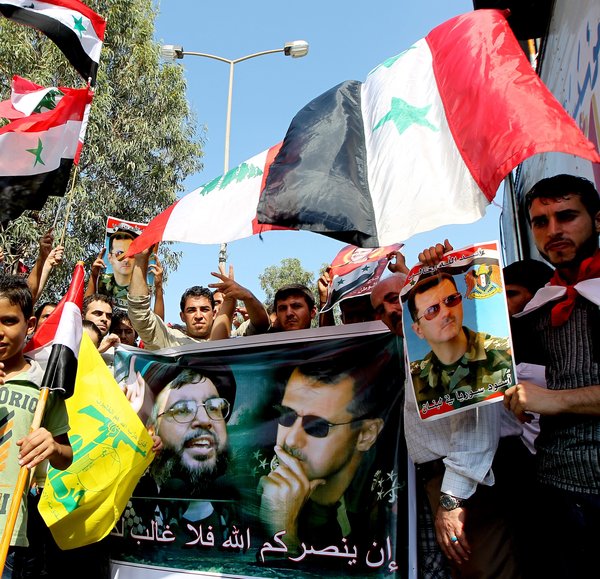 Los partidarios del gobierno sirio manifestan a favor del apoyo del gobierno ruso