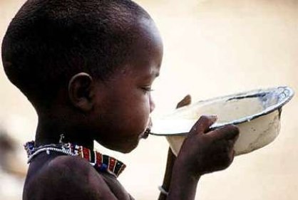 FAO: mayores esfuerzos reducirían a la mitad la población hambrienta