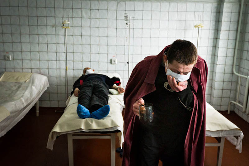 Los pacientes con la enfermedad tuberculosis en Ucrania