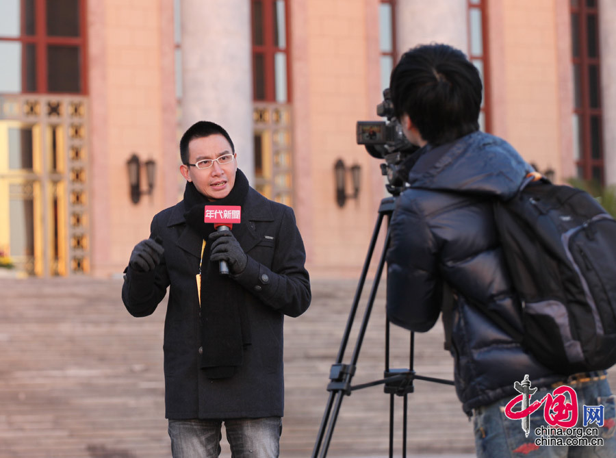 El día de reporteros chinos: reportaje en primera línea del XVIII Congreso Nacional del PCCh 22