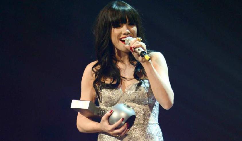 Mejor canción del año Carly Rae Jepsen se llevó el EMA a la mejor canción del año. 