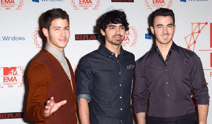 Jonas Brothers El grupo formado por los hermanos Kevin, Joe y Nick Jonas. 