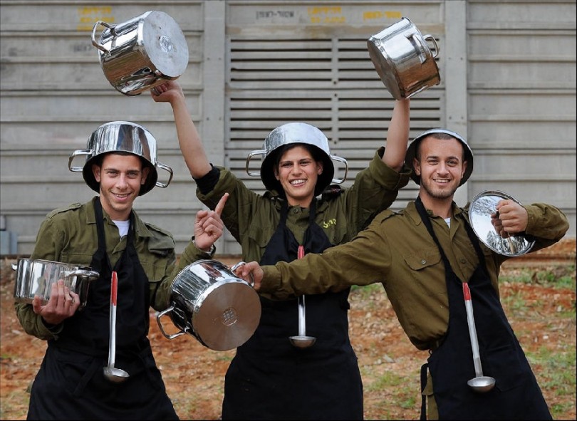 Récord: la vida de los soldados israelíes llena de alegría