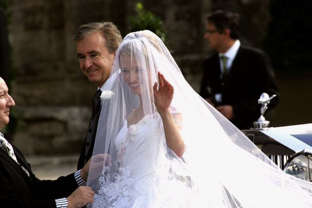 Delphine Arnault y Alessandro Vallarino Gancia 德尔斐娜·阿诺特与亚历桑德罗·瓦拉里诺·甘恰