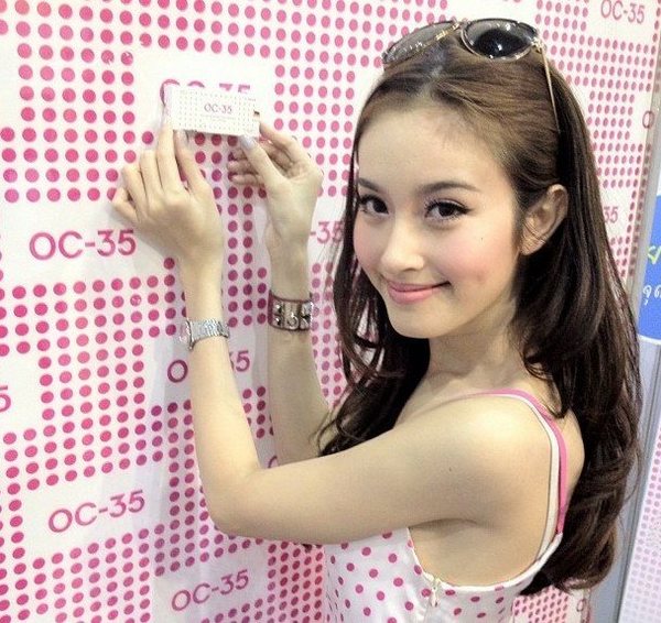 Poy, la transexual más guapa en Tailandia