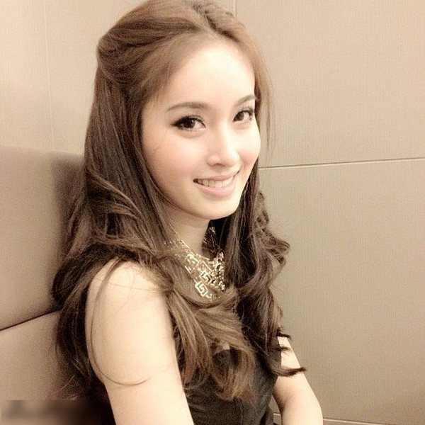 Poy, la transexual más guapa en Tailandia