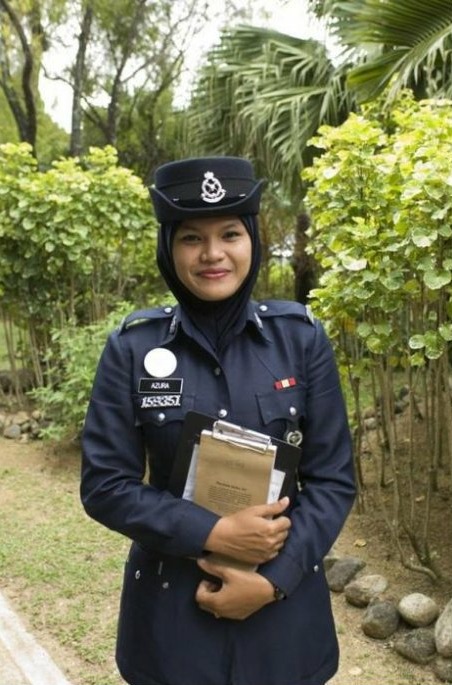 Mujeres policías guapas de diferentes países: Malasia