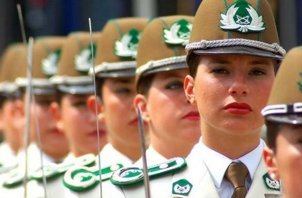 Mujeres policías guapas de diferentes países: Chile