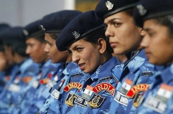 Mujeres policías guapas de diferentes países: India