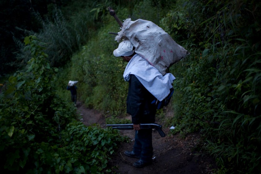 Los guatemaltecos pobres superviven depende de las basuras