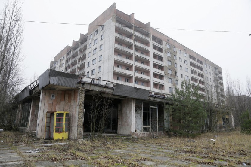 El día 27 de noviembre de 2012, después de la explosión del central nuclear de Chernóbil, Pripyat se convirtió en una ciudad abandonada. 当地时间2012年11月27日，切尔诺贝利核电站爆炸事件后，普里皮亚季成为一座废弃的城市。
