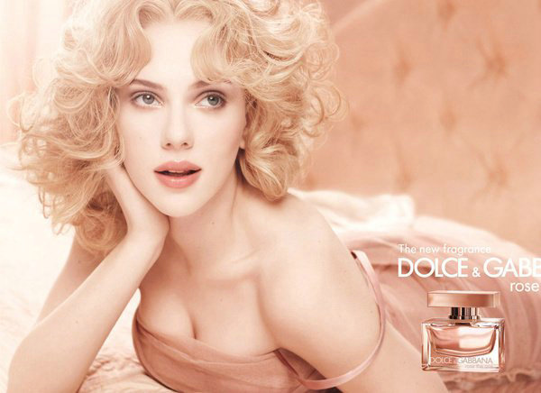 Las irrestibles bellezas en publicidades de perfumes 12