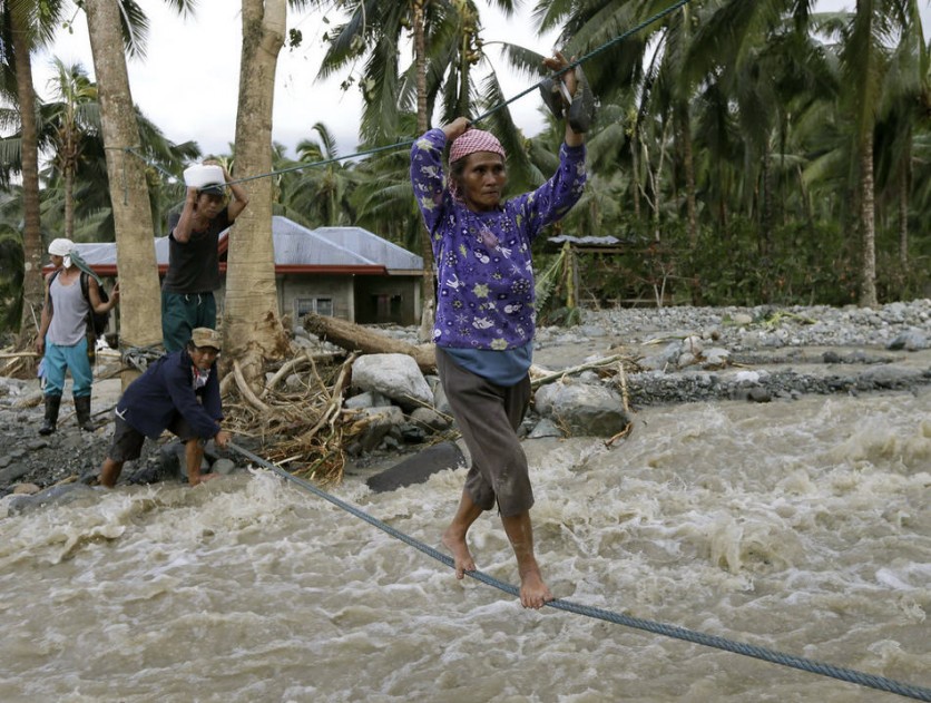 Tifón Bopha ha matado ya a 238 personas en Filipinas
