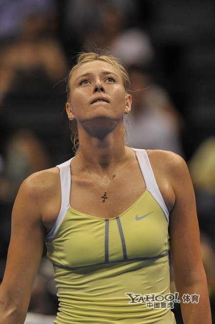 Caroline Wozniacki, cosplay a Serena Williams con ‘ pechos gigantes’