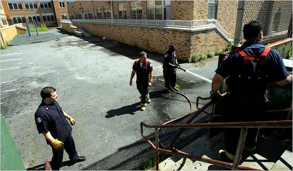 Por lo menos 3 muertos deja el tiroteo en la escuela de Nueva Jersey
