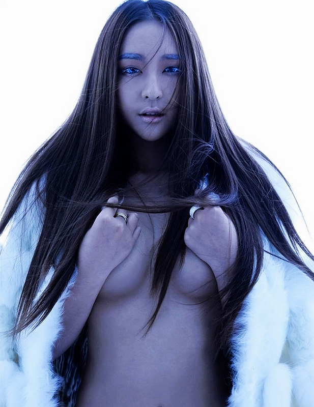 Cao Yang, la mujer china que cuenta con los senos espectaculares y las piernas largas