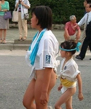 Mujeres luchadores de sumo en Japón 2